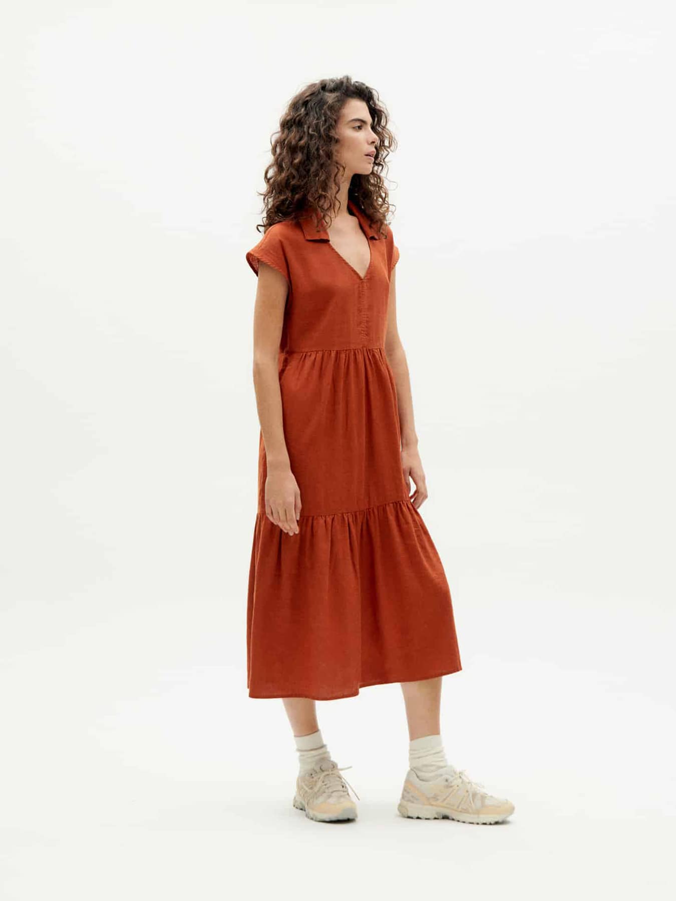 Kleider & Röcke Kleid Ona Hemp Thinking Mu Clay Red 1