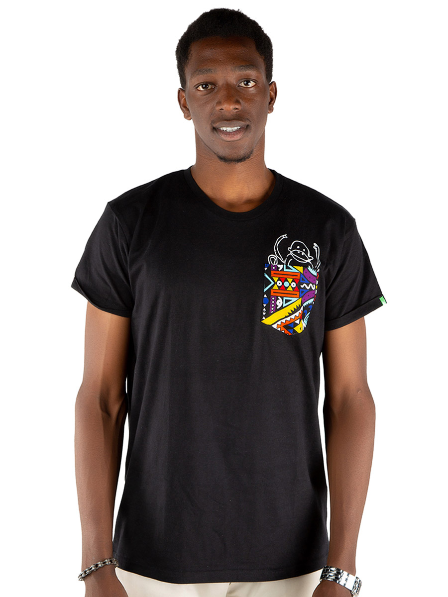 T Shirt Mit Brusttasche Nyani Kipepeo Clothing Black 01